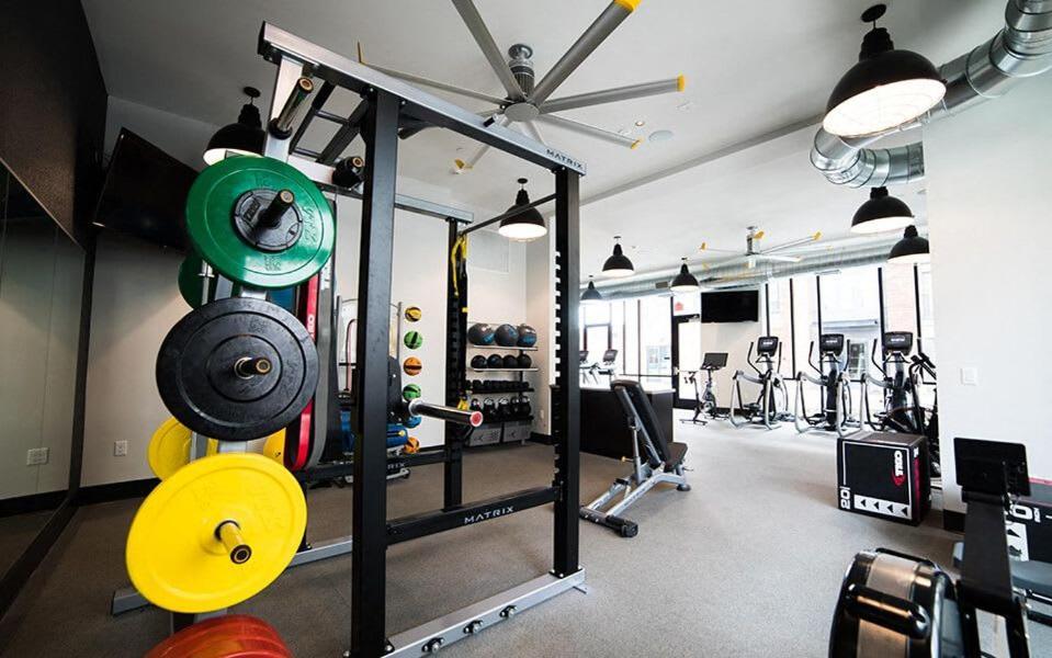 Free Parking Gym & Pool Downtown At Cityway Indianapolis Exteriör bild