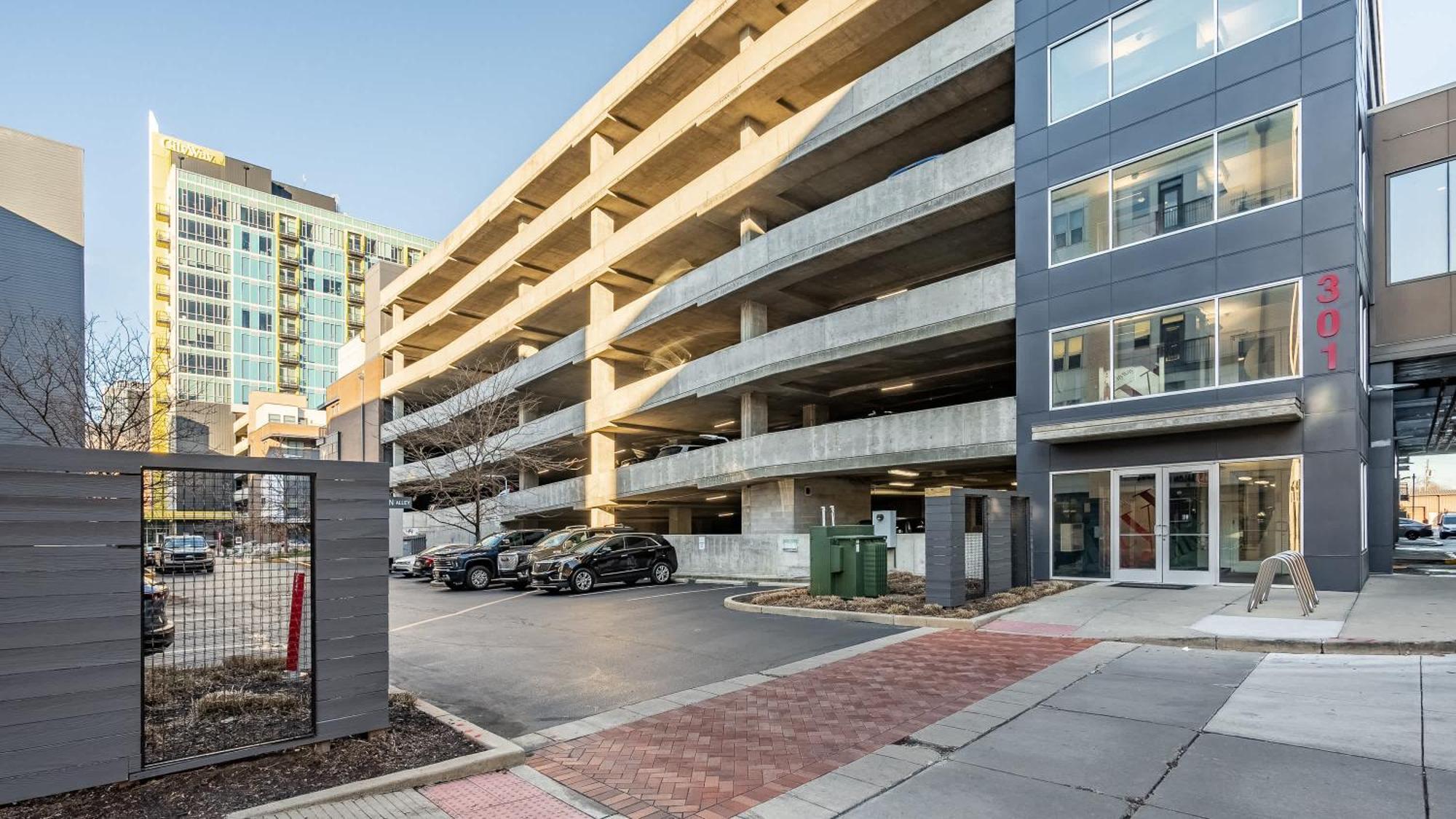 Free Parking Gym & Pool Downtown At Cityway Indianapolis Exteriör bild